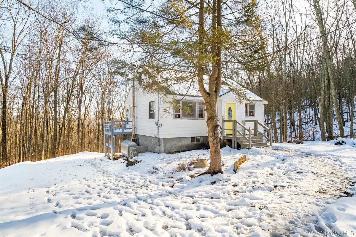 7 Fern Trail, Wurtsboro, NY 12790 - Image #1
