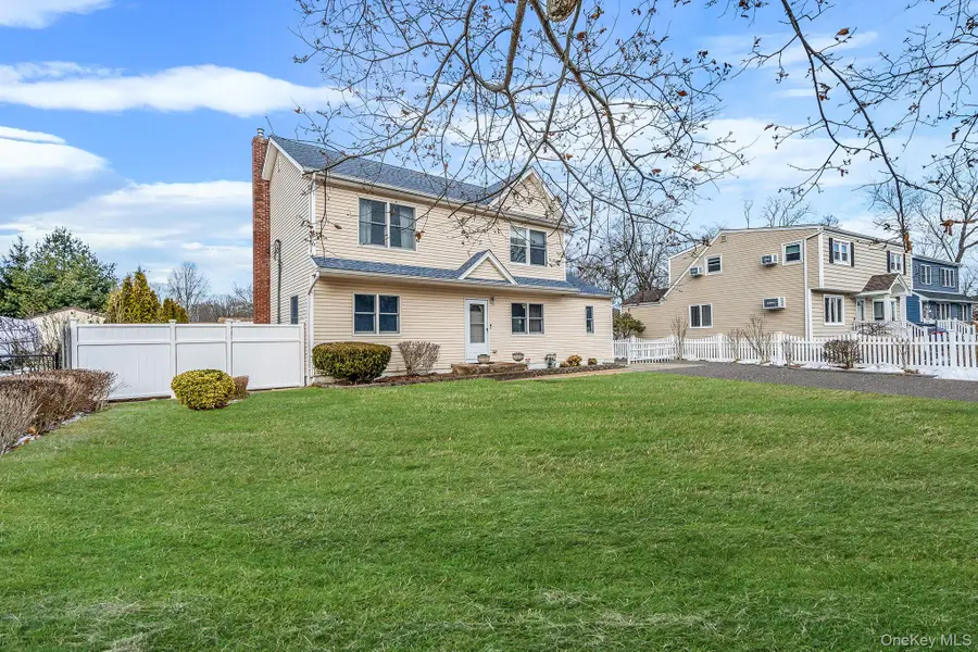 777 Johnson Avenue, Ronkonkoma, NY 11779 - Image #3