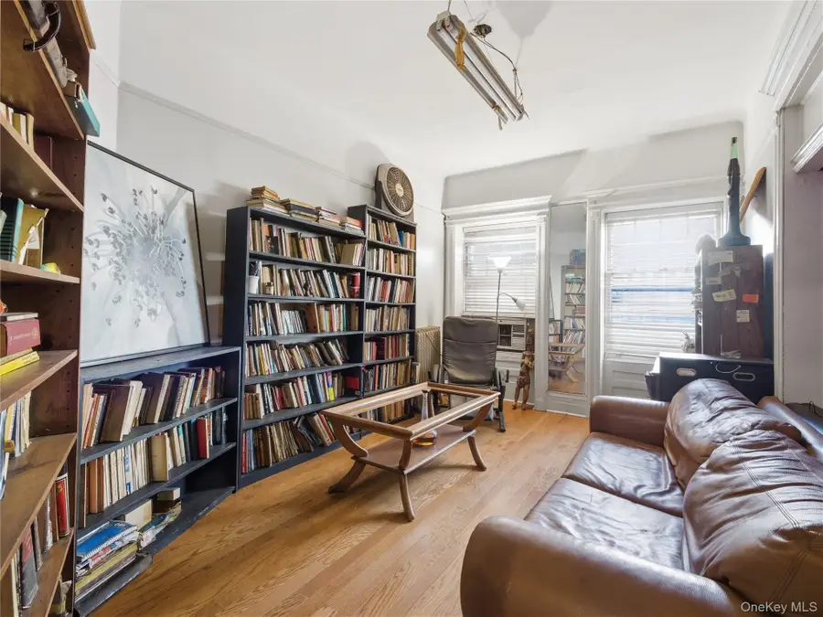 372 Parkside Avenue, Brooklyn, NY 11226 - #2