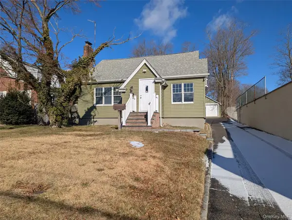 153 W Main Street, Kings Park, NY 11754