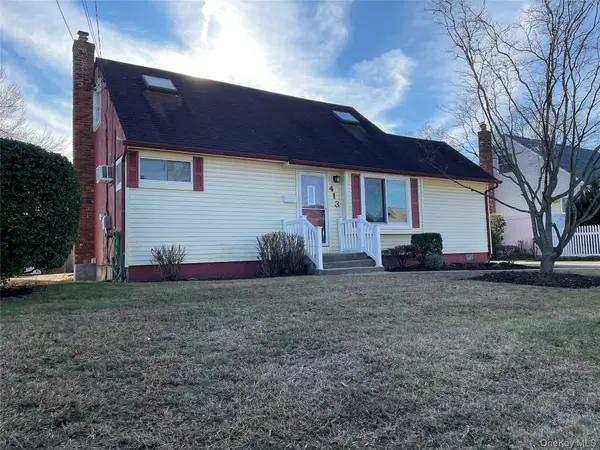 413 37th Street, Lindenhurst, NY 11757