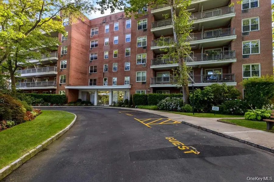 177 E Hartsdale Avenue #3H, Hartsdale, NY 10530 - Image #2