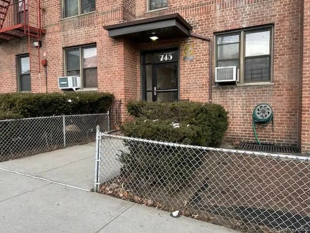 745 East 231 St #6A, Bronx, NY 10466 - #1