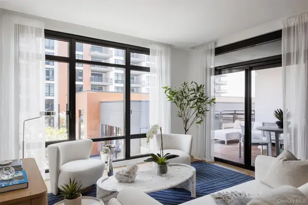 100 Boardwalk #806 A, Long Beach, NY 11561