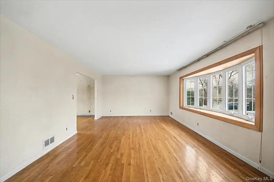 39 Claire Avenue, New Rochelle, NY 10804 - Image #3