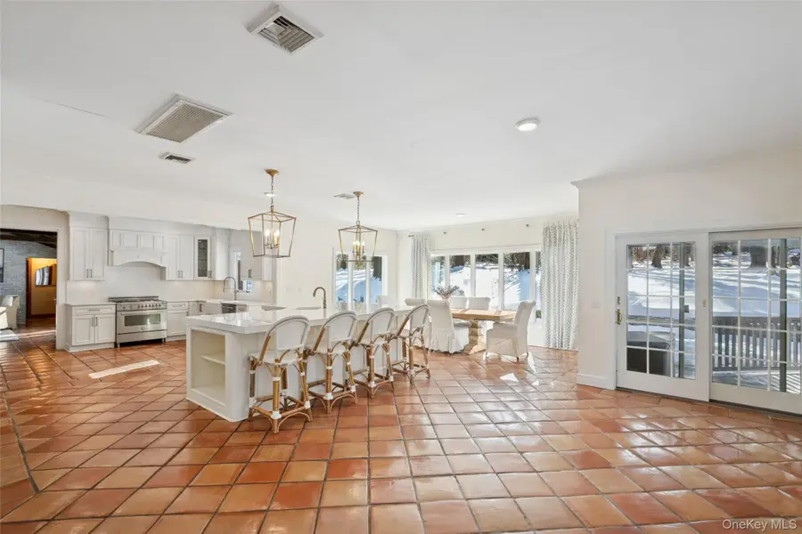 85 Cove Road, Oyster Bay Cove, NY 11771 - #3