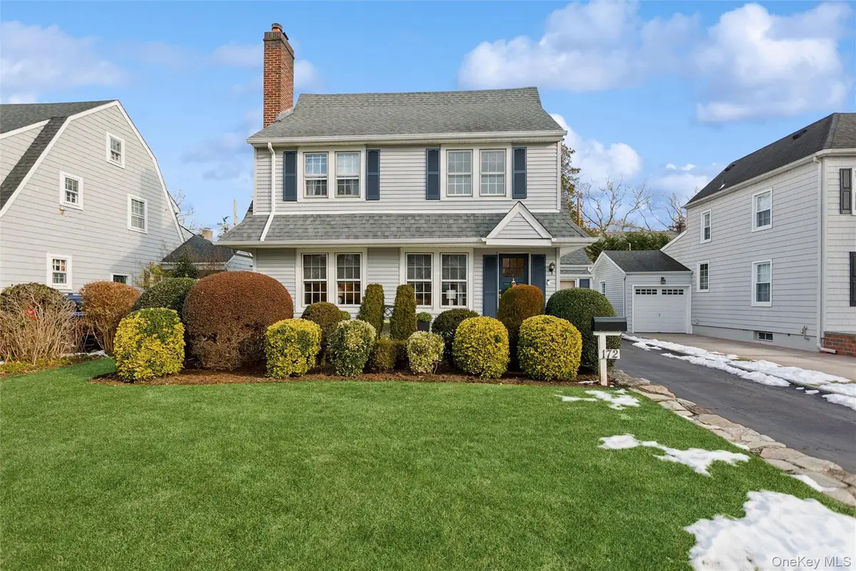 172 Fernwood Terrace, Garden City, NY 11530 - Image #1