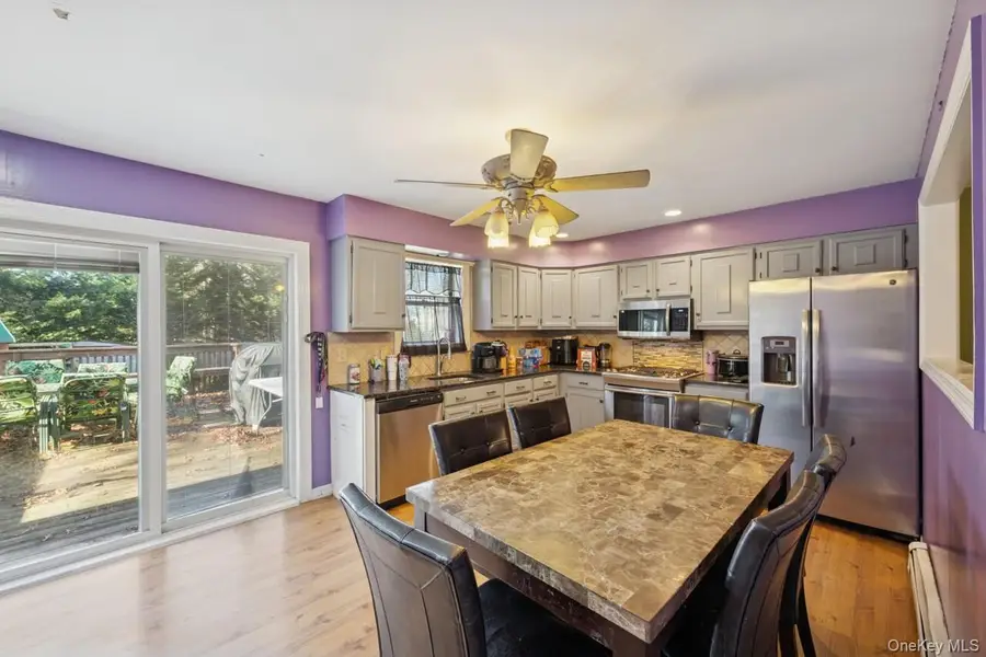 22 Garden Place, Shirley, NY 11967 - Image #3