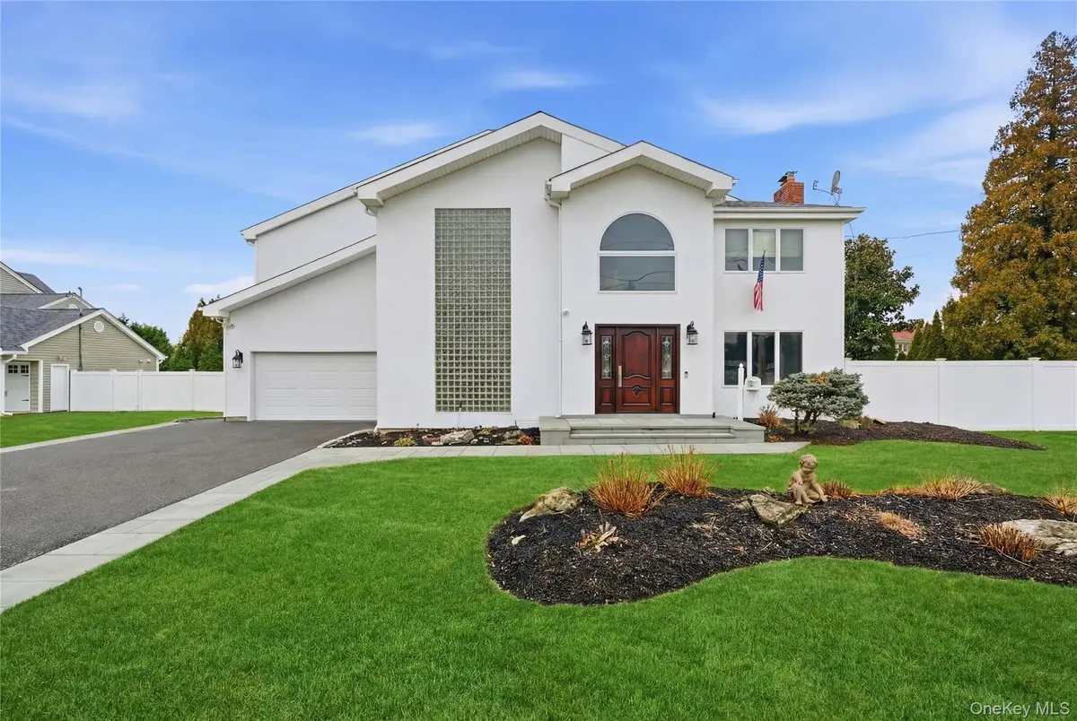 61 Bayview Avenue, Massapequa, NY 11758 - Image #1