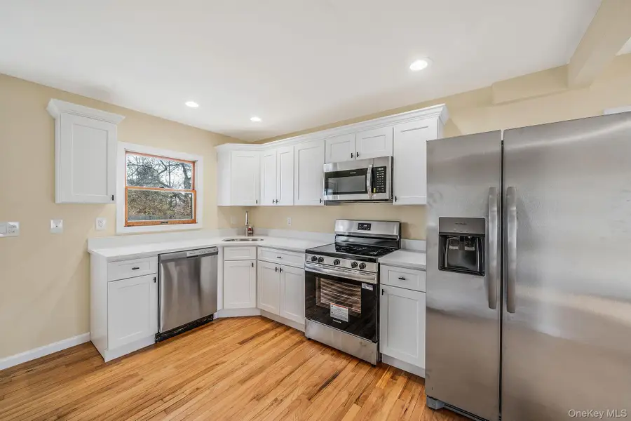 31 Walnut Avenue, Patchogue, NY 11772 - Image #2