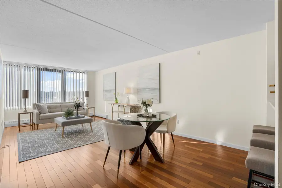 4 Martine Avenue #1011, White Plains, NY 10606 - Image #2