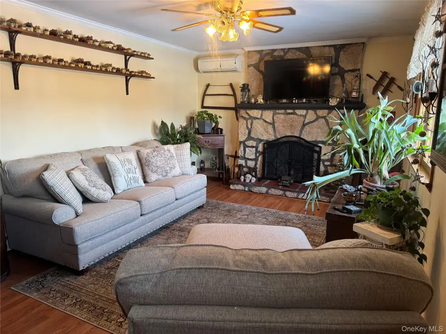 1016 Plains Road, Wallkill, NY 12589 - #2