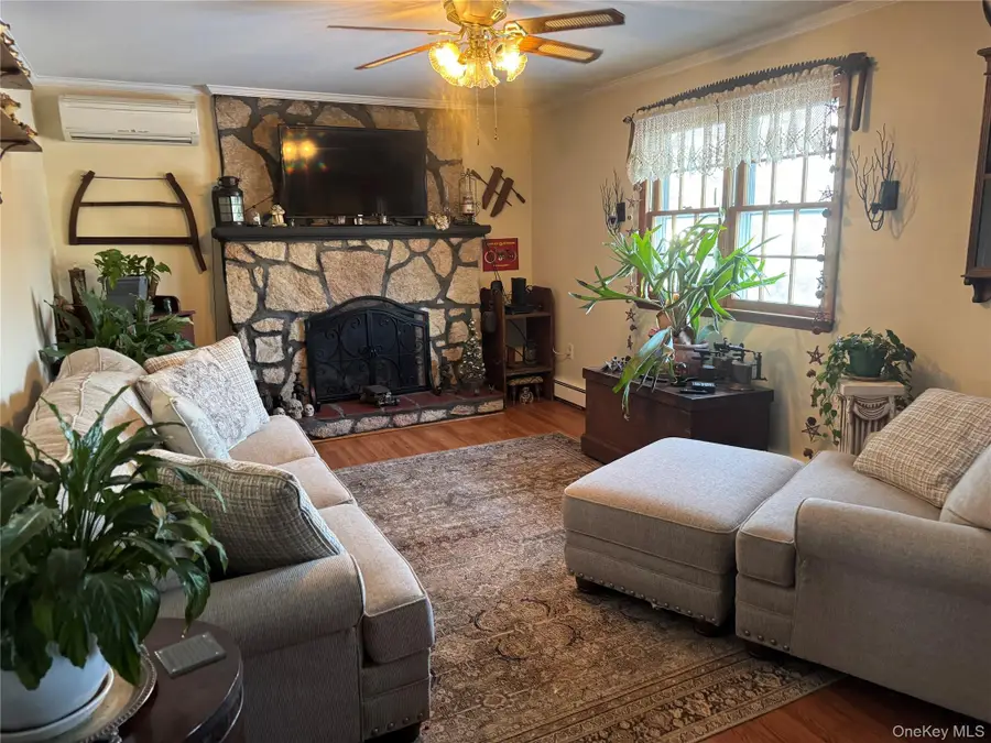 1016 Plains Road, Wallkill, NY 12589 - #3