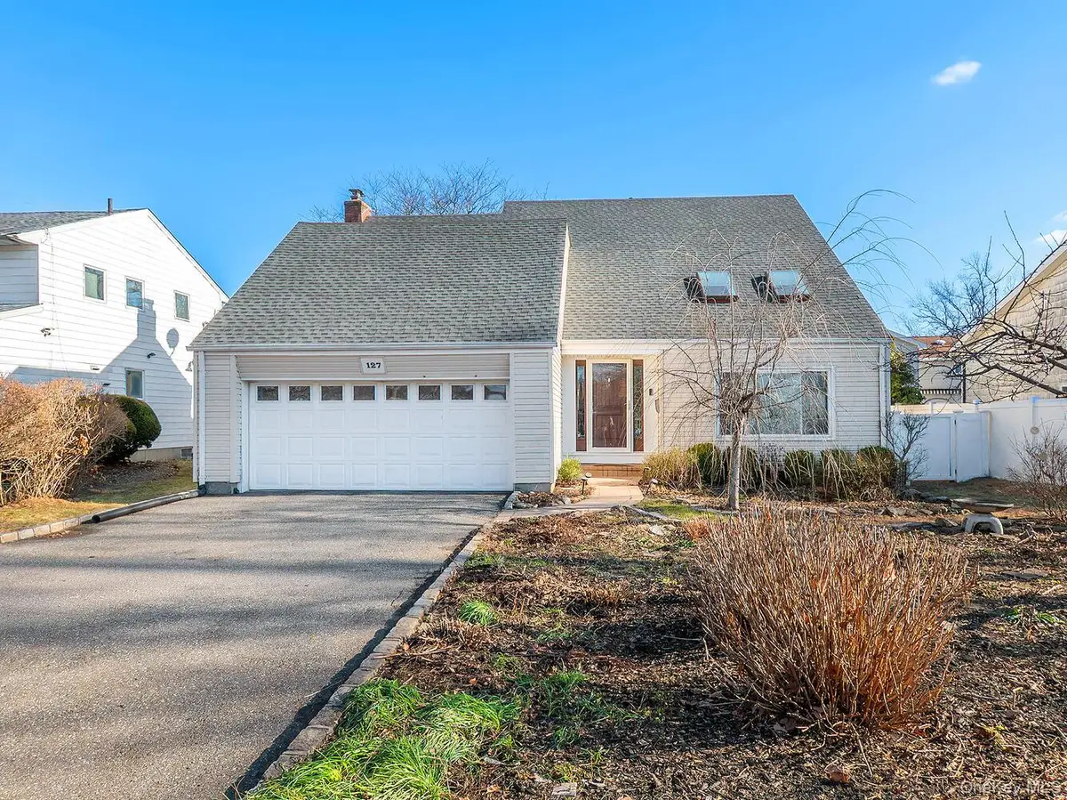 127 Cow Neck Road, Port Washington, NY 11050 - Image #1