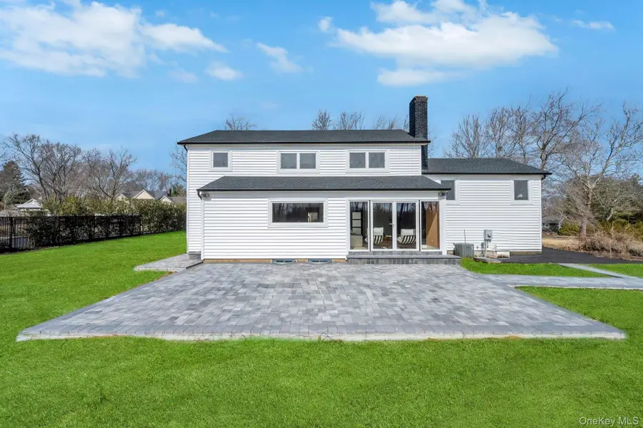 118 Ryder Avenue, Dix Hills, NY 11746 - Image #3