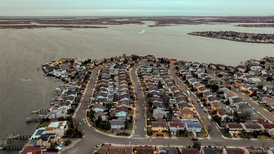 2686 Frances Street, Bellmore, NY 11710 - Image #2