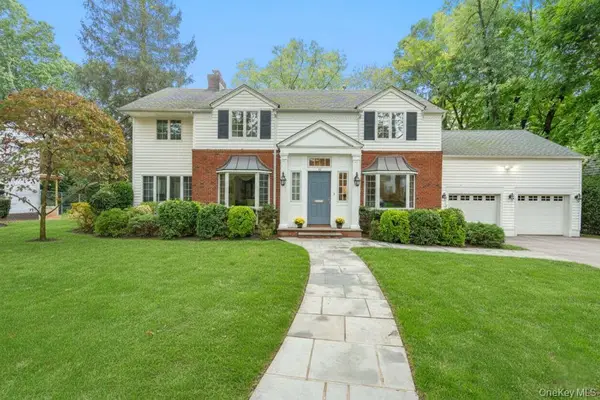 12 Chester Drive, Great Neck, NY 11021