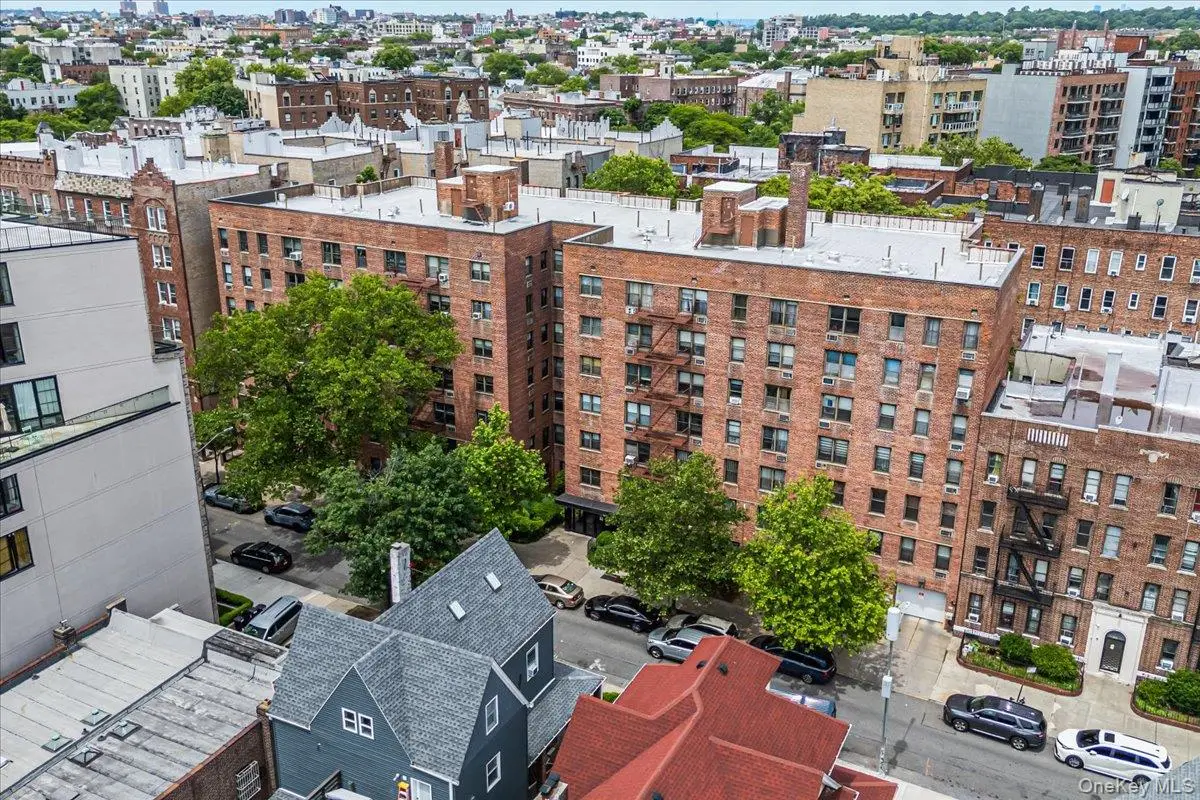 275 Webster Avenue #4i, Brooklyn, NY 11230 - Image #1