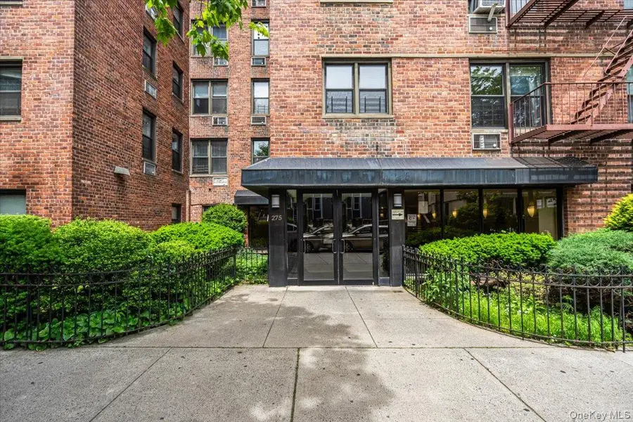 275 Webster Avenue #4i, Brooklyn, NY 11230 - Image #2