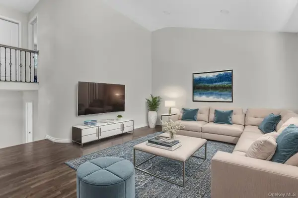 42 Norwood Road, Northport, NY 11768