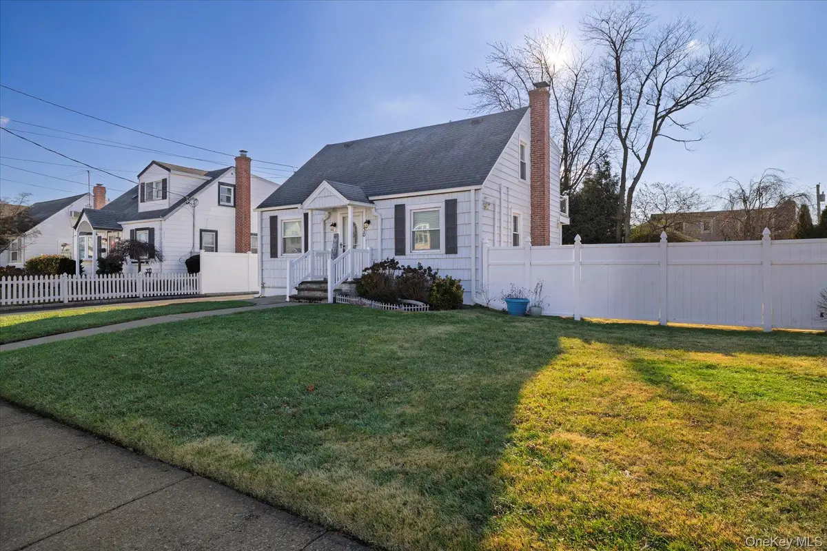 130 Cleveland Avenue, Massapequa, NY 11758 - Image #1