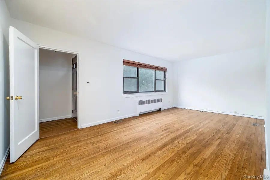 105 15th Street #A1, Garden City, NY 11530 - Image #3