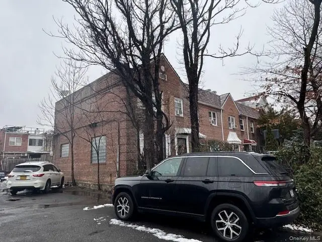 14411 75th Avenue, Flushing, NY 11367 - Image #2