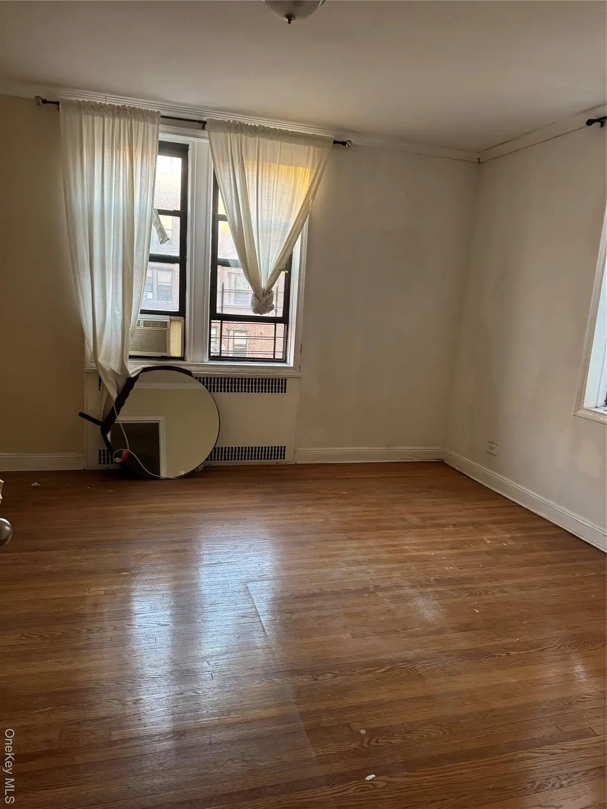 4018 Hampton Street #5G, Elmhurst, NY 11373 - Image #1