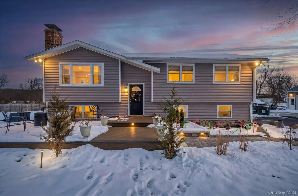 1076 Hoagerburgh Road, Wallkill, NY 12589 - Image #1