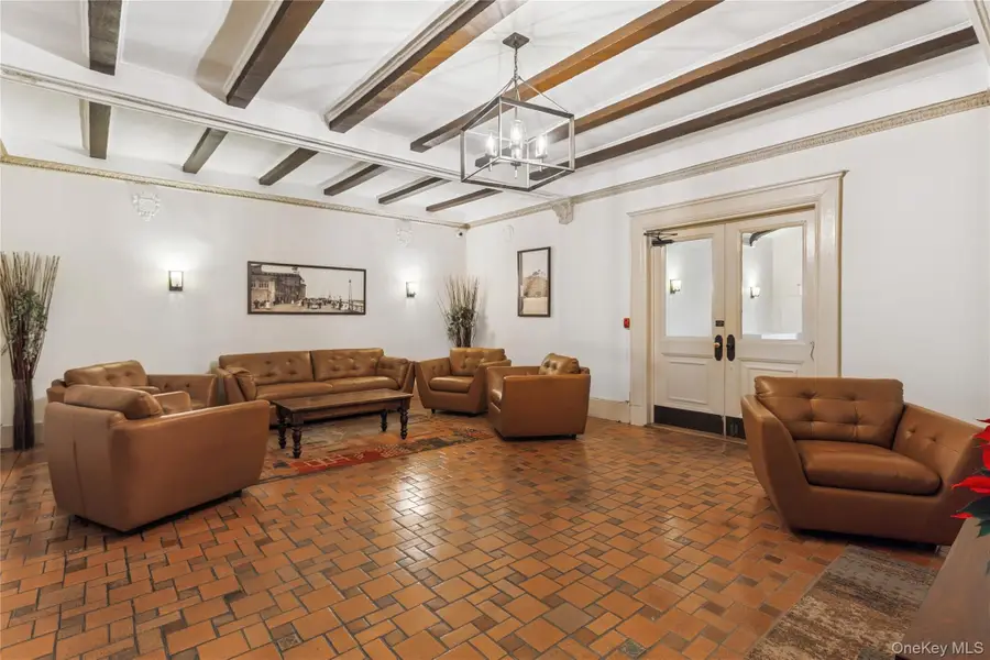 310 Riverside Boulevard #1H, Long Beach, NY 11561 - Image #2