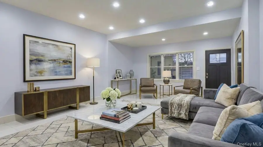 338 E 234th Street, Bronx, NY 10470 - Image #3