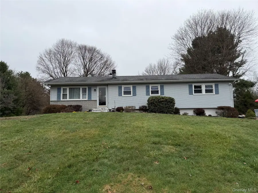 27 Monaco Drive, Hopewell Junction, NY 12533 - #2