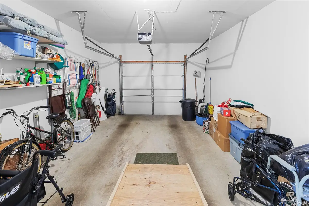 50 Perri Circle, Middle Island, NY 11953 - Image #1