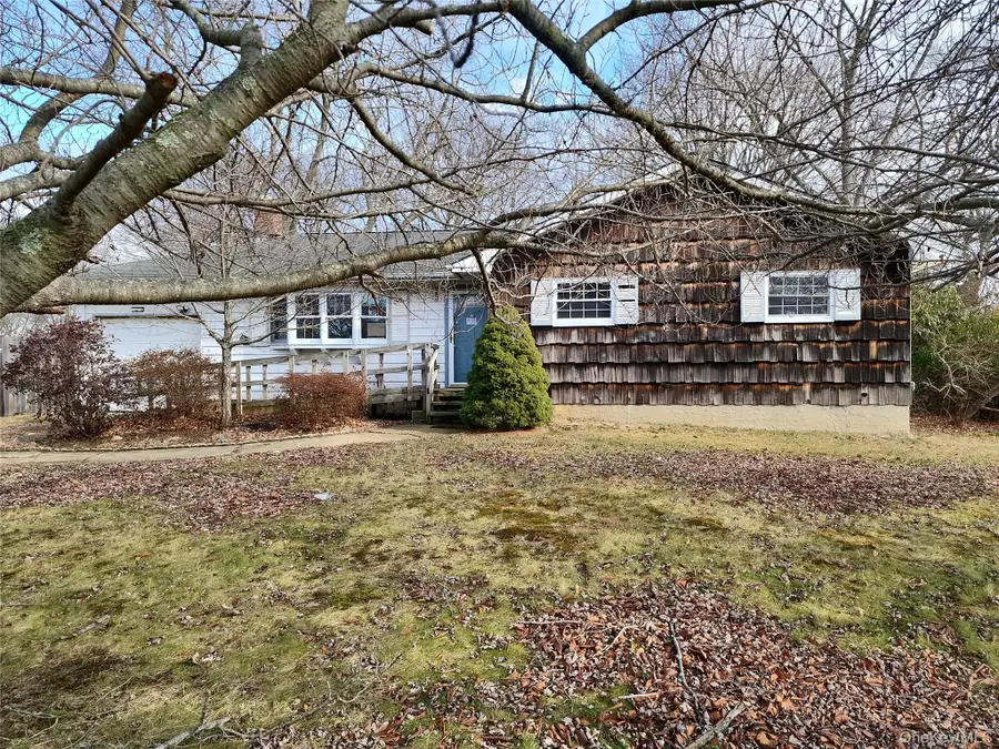 267 Woodhull Avenue, Port Jefferson Station, NY 11776 - Image #2