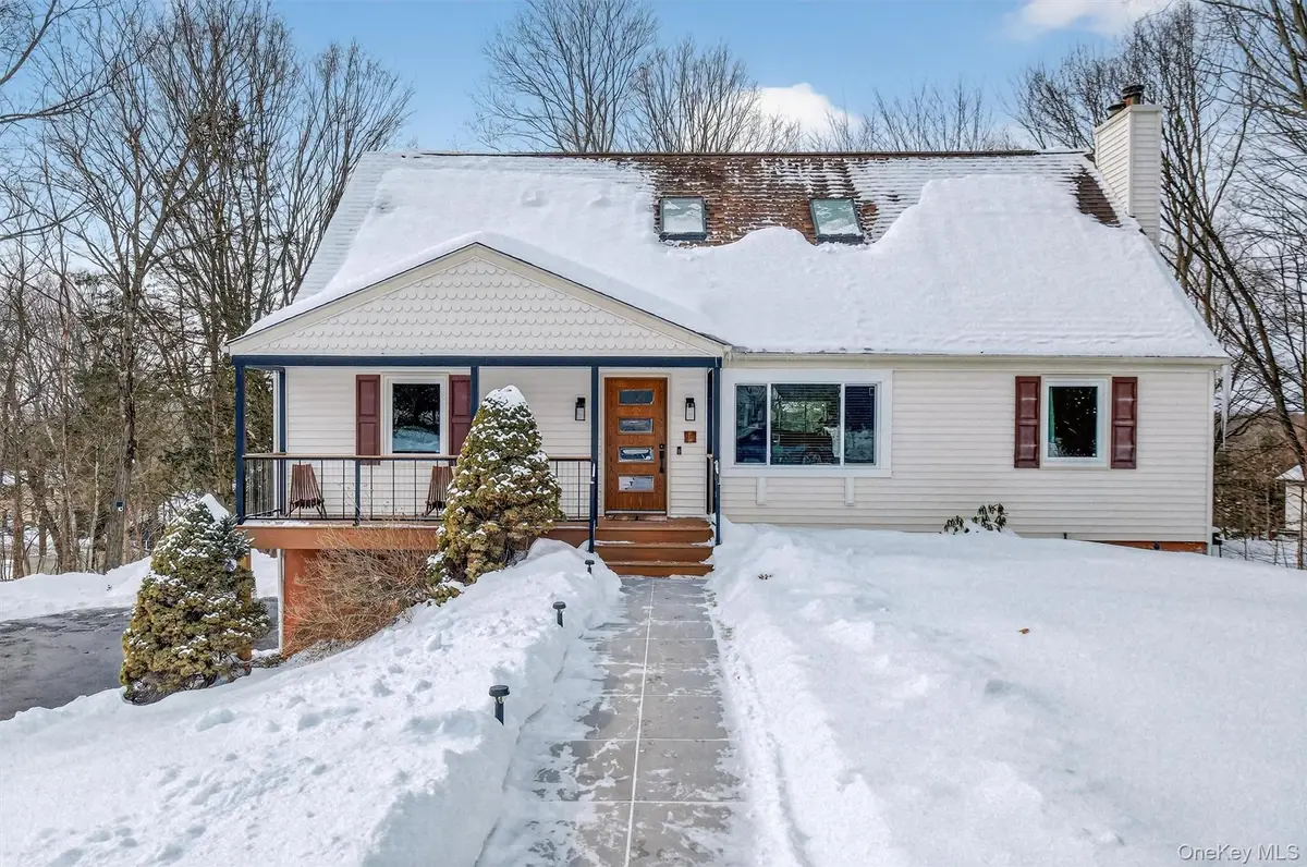 5 Larch Court, Poughkeepsie, NY 12603 - Image #1