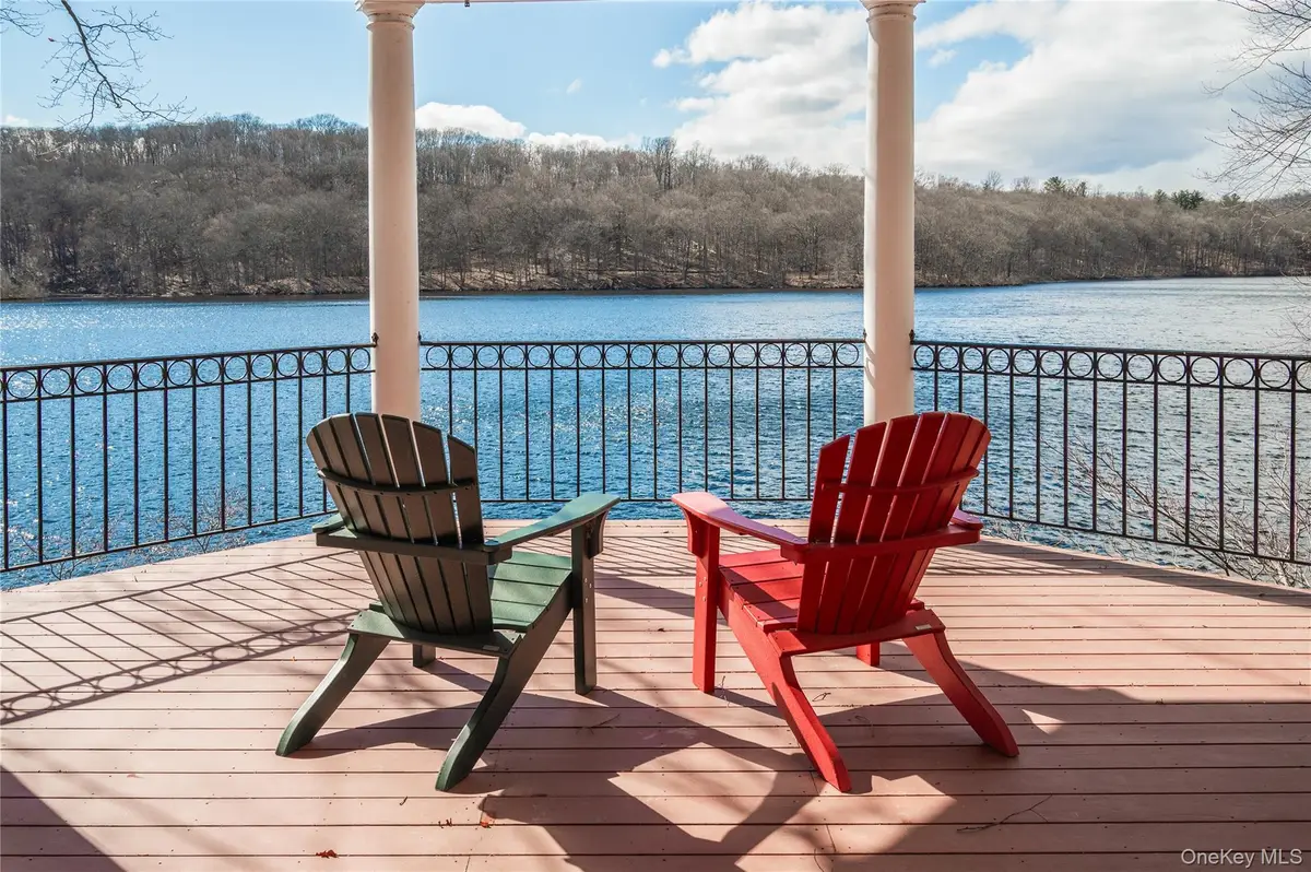 4 Springhouse Road, Sloatsburg, NY 10974 - #1