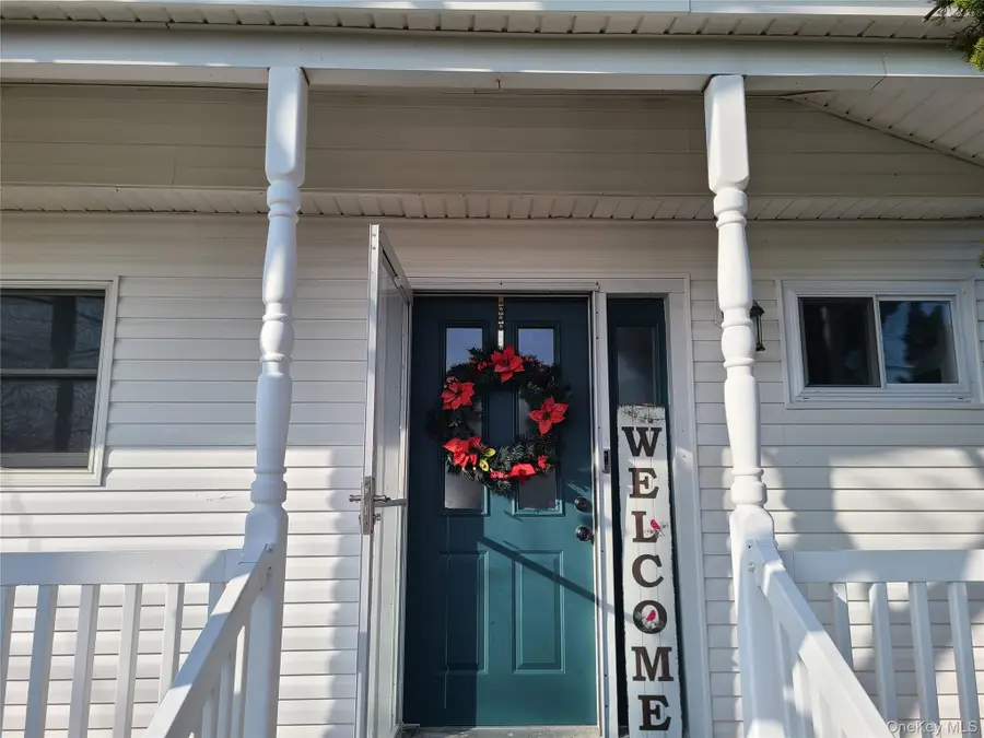 50 Ann Drive E, Freeport, NY 11520 - Image #3