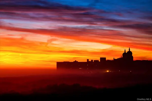 2 Richmond Road #4A, Lido Beach, NY 11561