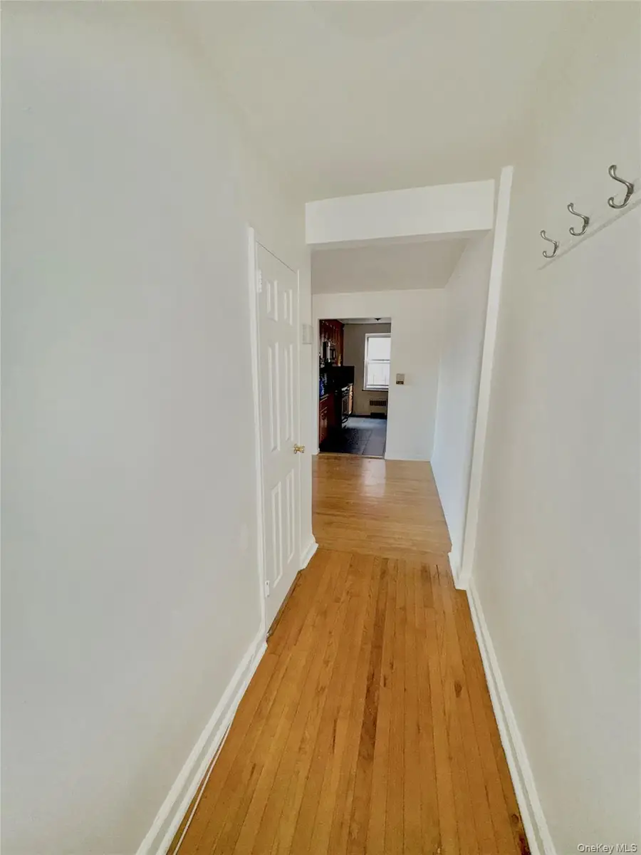 2090 Barnes Avenue #3G, Bronx, NY 10462 - Image #3