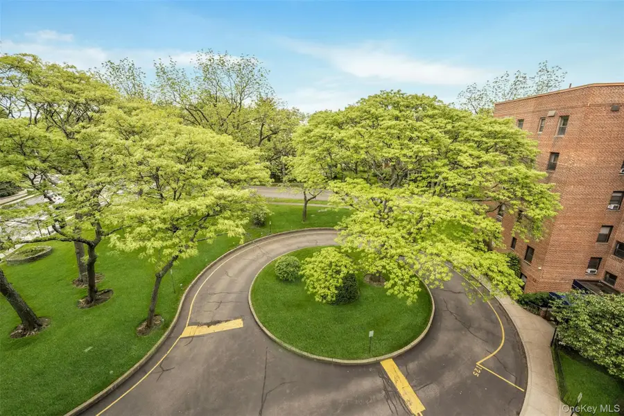 620 Pelham Road #4H, New Rochelle, NY 10805 - Image #3