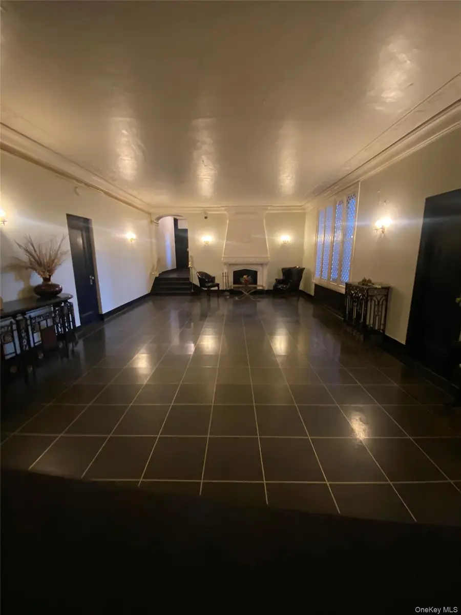 141 Wyckoff Place #6-E, Woodmere, NY 11598 - Image #3