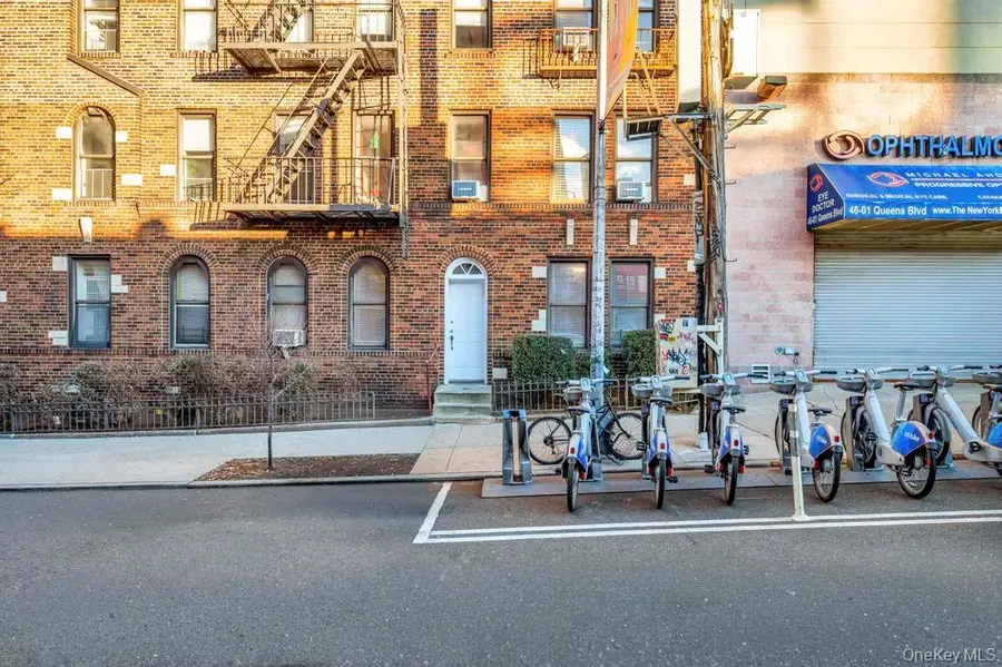 4333 46th Street #A7, Sunnyside, NY 11104 - Image #3