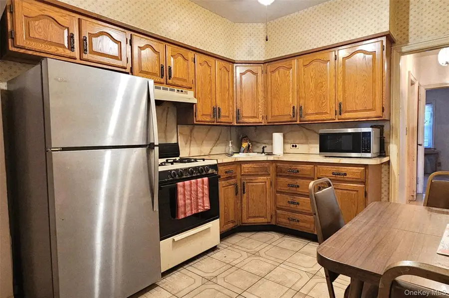 57-52 80th Street, Middle Village, NY 11379 - Image #3