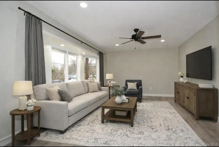 34 Stewart Circle N, Centereach, NY 11720 - Image #3