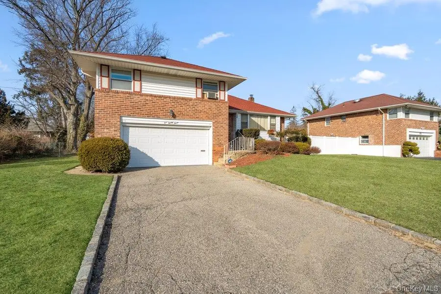 527 Alicia Drive, Westbury, NY 11590 - #2