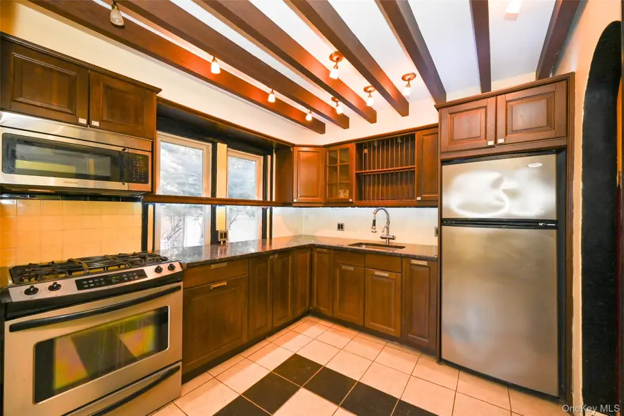 19501 45th Avenue, Flushing, NY 11358 - Image #3