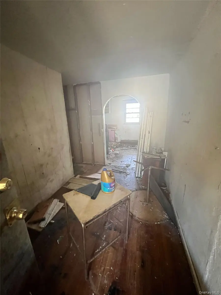 29 Bell Avenue, Mount Vernon, NY 10550 - #3