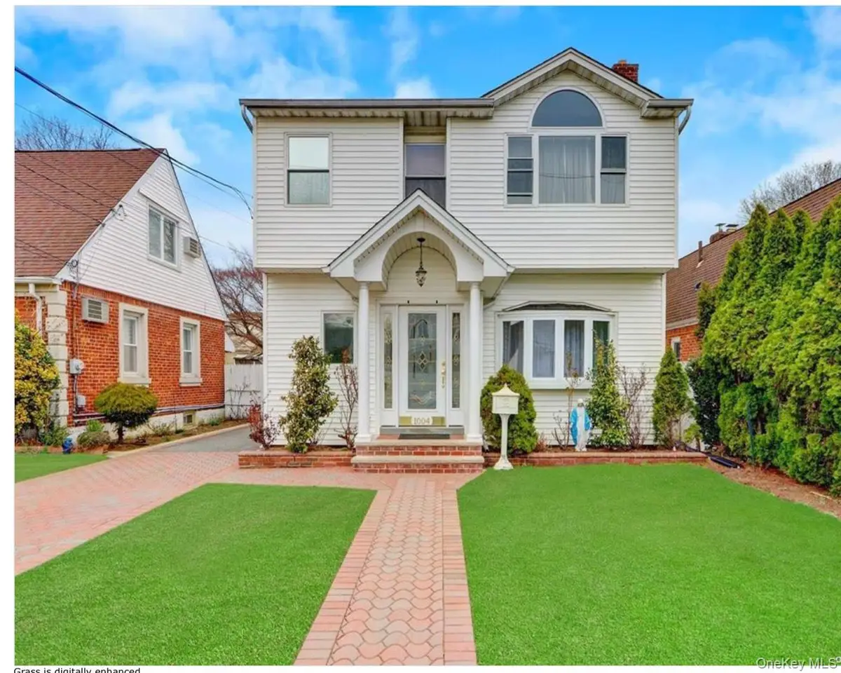 1004 Wool Avenue, Franklin Square, NY 11010 - Image #1