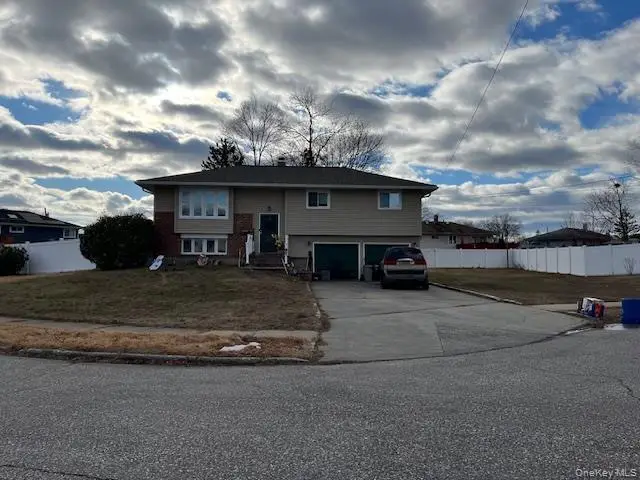 6 Bark Court, Deer Park, NY 11729 - Image #1