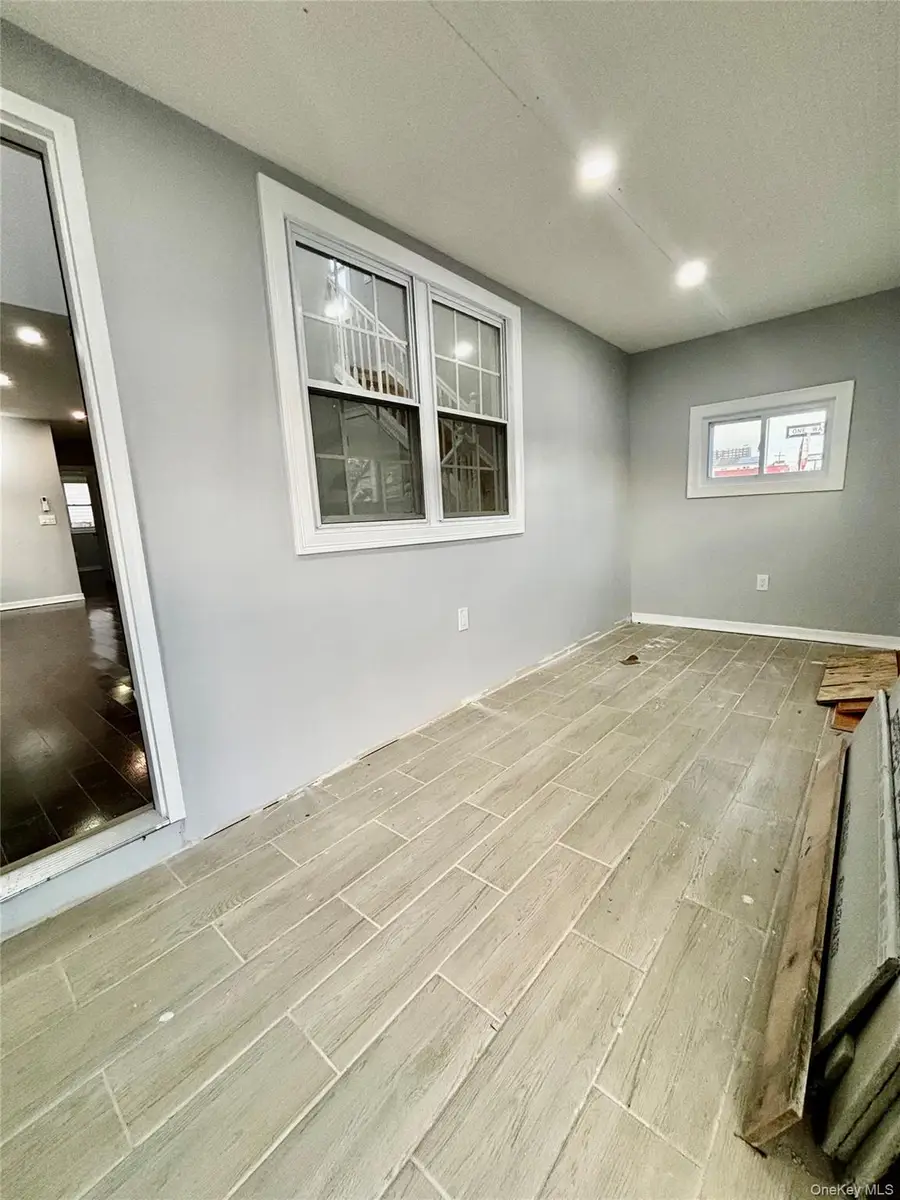 40-06 Rockaway Beach Boulevard, Far Rockaway, NY 11691 - Image #3